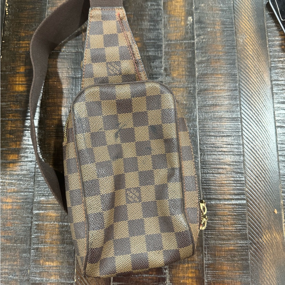 Louis Vuitton Geronimo Crossbody in Damier Ebene